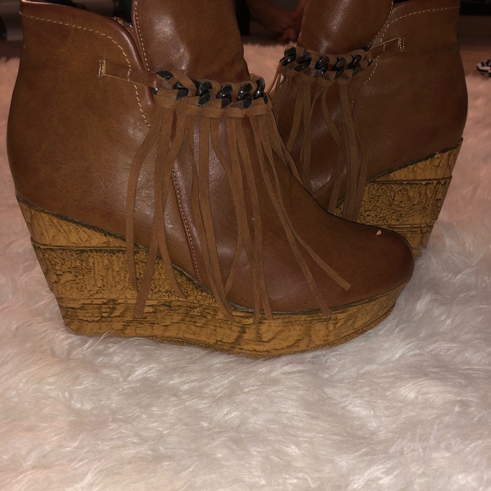 Wedge booties - Picture 3 of 3